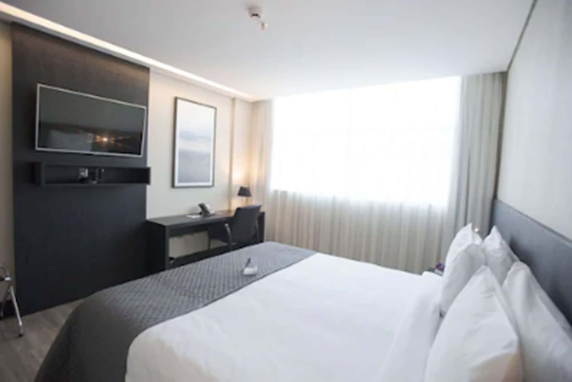 Tryp By Wyndham Belo Horizonte Savassi Hotel Exterior photo